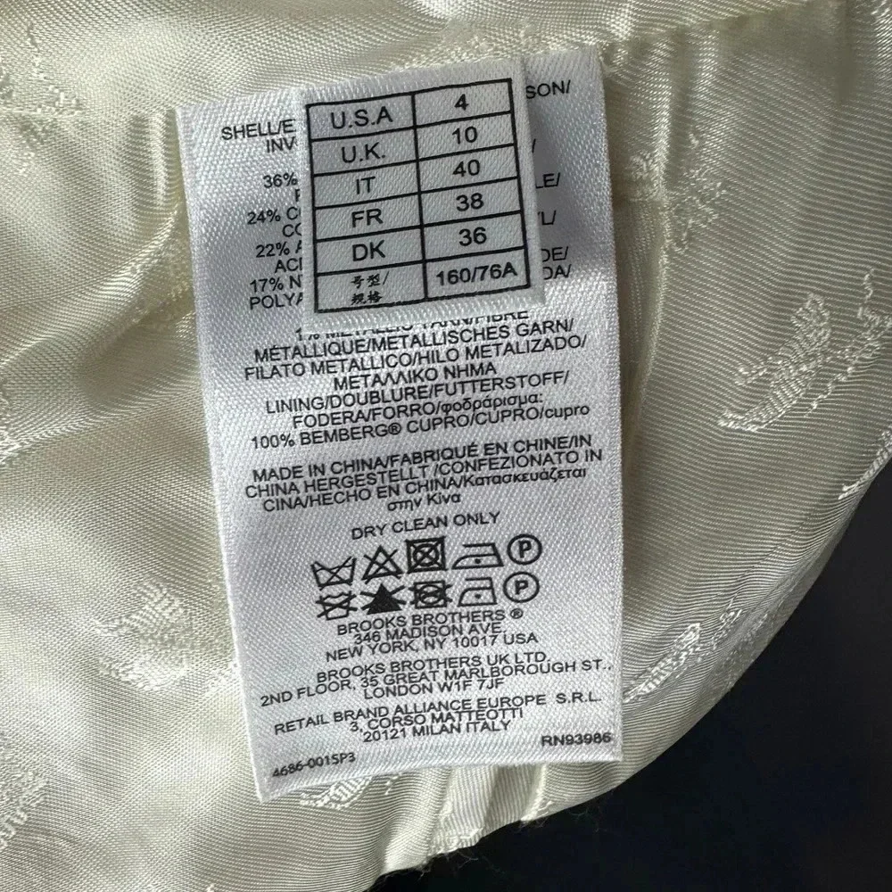 Brooks Brothers White Tweed Jacket with Sparkle Thread. Size 4.